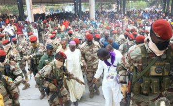 𝗕𝗢𝗙𝗙𝗔 : 𝗟𝗲 𝗖𝗼𝗹𝗼𝗻𝗲𝗹 𝗠𝗮𝗺𝗮𝗱𝗶 𝗗𝗢𝗨𝗠𝗕𝗢𝗨𝗬𝗔 à 𝗕𝗼𝗳𝗳𝗮 𝗽𝗼𝘂𝗿 é𝗰𝗿𝗶𝗿𝗲 𝘂𝗻𝗲 𝗻𝗼𝘂𝘃𝗲𝗹𝗹𝗲 𝗽𝗮𝗴𝗲 𝗱𝗲 𝗹’𝗵𝗶𝘀𝘁𝗼𝗶𝗿𝗲 𝗱𝘂 𝗽𝗮𝘆𝘀.