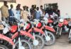 Boké : Le Ministère de la Santé offre 23 motos flambant-neuves aux districts sanitaires de la région