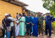 FRIA : APRES LE VENT VIOLENT, LE PREMIER MINISTRE AUX COTES DES VICTIMES