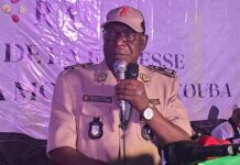 Gaoual : le gouverneur lance la Grande Conférence de la Jeunesse Diakspora pour la reconstruction de la mosquée de Touba