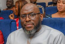 Kaloum : un garde pénitentiaire poursuivi pour introduction de stupéfiants et d’objets prohibés à la Maison Centrale de Conakry