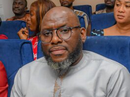 Kaloum : un garde pénitentiaire poursuivi pour introduction de stupéfiants et d’objets prohibés à la Maison Centrale de Conakry