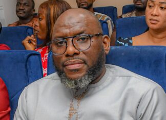 Kaloum : un garde pénitentiaire poursuivi pour introduction de stupéfiants et d’objets prohibés à la Maison Centrale de Conakry