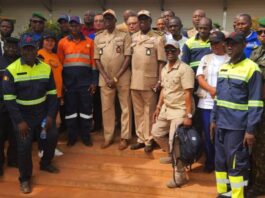 Boké / Administration : le gouverneur, Général Aboubacar Diakité, poursuit sa tournée de prise de contact à Boffa et Fria