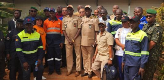 Boké / Administration : le gouverneur, Général Aboubacar Diakité, poursuit sa tournée de prise de contact à Boffa et Fria