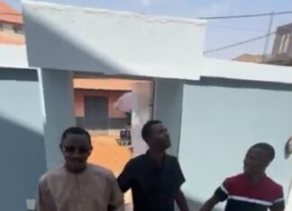 Geste présidentiel : Mamadi Doumbouya offre une villa à l’artiste Fodé Baro