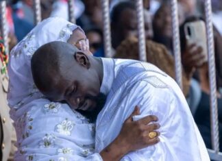 Journée internationale des droits des femmes : le président Mamadi Doumbouya rend hommage aux femmes de Guinée et du monde