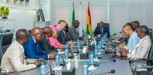 Coopération judiciaire : le Premier ministre reçoit une délégation de la CPI à Conakry