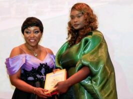 Guinée : une Avocate générale honorée au Salon de l’entrepreneuriat féminin et au Gala des 100 femmes dynamiques