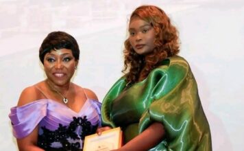 Guinée : une Avocate générale honorée au Salon de l’entrepreneuriat féminin et au Gala des 100 femmes dynamiques