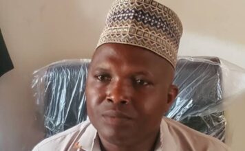 Kindia : Mamadou Bhoye Diallo ouvre une enquête après la découverte du corps calciné d’une sexagénaire à Yeintè