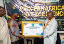 Mohamed Lamine Diaby honoré du Prix Panafricain d’Excellence pour la Promotion de la Bonne Gouvernance Électorale