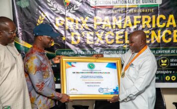 Mohamed Lamine Diaby honoré du Prix Panafricain d’Excellence pour la Promotion de la Bonne Gouvernance Électorale
