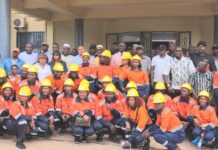 Boké-Emploi : le Cabinet de Formation et d’Expertise Minière (CFEM) lance une formation de 30 jeunes à la conduite de chargeurs et de camions