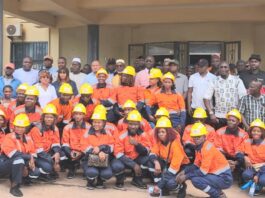 Boké-Emploi : le Cabinet de Formation et d’Expertise Minière (CFEM) lance une formation de 30 jeunes à la conduite de chargeurs et de camions