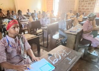Boké : 29 525 candidats, dont 14 239 filles, affrontent l’examen d’entrée en 7ᵉ année