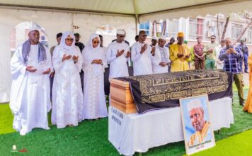 Décès du père du Garde des Sceaux : Ibrahima Sory II Tounkara exprime sa profonde gratitude pour les nombreux témoignages de solidarité