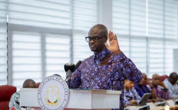 Justice : mise en garde contre les faux comptes Facebook attribués au Garde des Sceaux Ibrahima Sory II Tounkara
