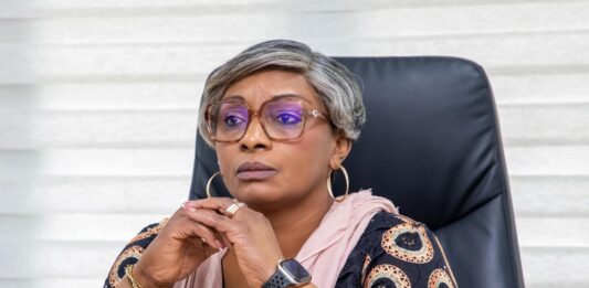 MATD : Djénabou Touré entre dans l’histoire comme première femme à la tête du ministère