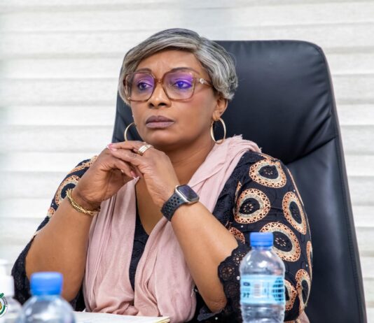 MATD : Djénabou Touré entre dans l’histoire comme première femme à la tête du ministère