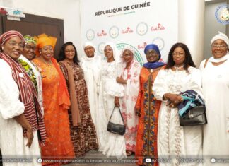 Djénabou Touré reçoit le soutien d’anciennes ministres et d’organisations féminines