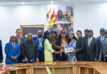 Mines : la Guinée signe la première convention minière de Nimba Mining Company, une société entièrement détenue par l’État