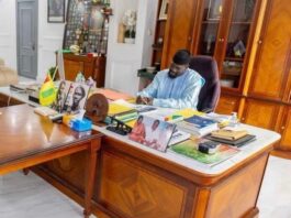 Mamadi Doumbouya réaffirme sa fermeté contre la corruption et annonce une nouvelle organisation administrative