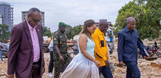 CHU Ignace Deen : la ministre de la Santé s’assure de l’avancement du chantier de reconstruction