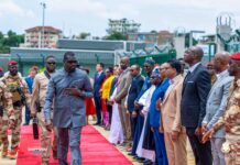 Après une visite d’État en Côte d’Ivoire, Mamadi Doumbouya regagne Conakry