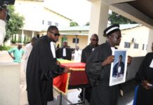 Justice guinéenne : hommage à Me Oumar Somparé, greffier au parquet général de Kankan