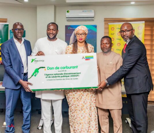 Gestion des déchets à Conakry : Vivo Energy Guinée apporte son soutien aux opérations d’évacuation vers Baritodé