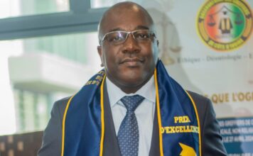 Côte d’Ivoire : Me Amouyé Ahoua Olivier, un greffier récompensé pour son excellence et son esprit d’innovation