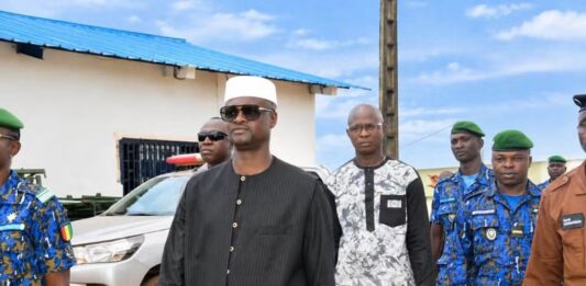 Guinée : le Garde des Sceaux visite les 217 bénéficiaires de la grâce présidentielle en formation à Sonfonia