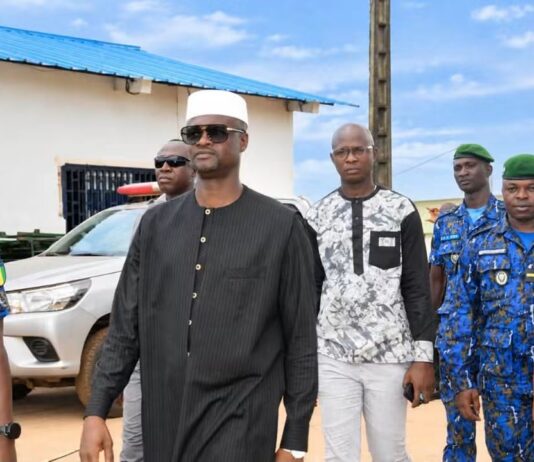 Guinée : le Garde des Sceaux visite les 217 bénéficiaires de la grâce présidentielle en formation à Sonfonia