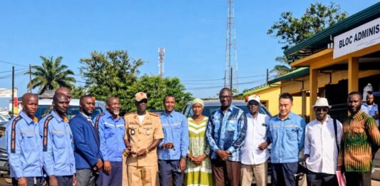 Boffa : Chalco Guinea Company S.A. offre deux pick-up pour renforcer les capacités des services de sécurité
