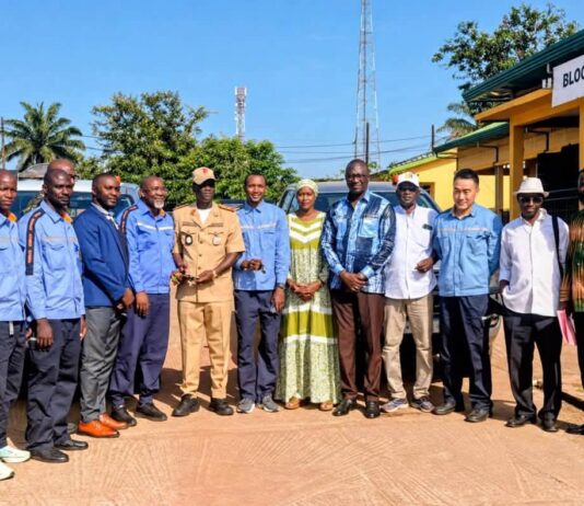 Boffa : Chalco Guinea Company S.A. offre deux pick-up pour renforcer les capacités des services de sécurité